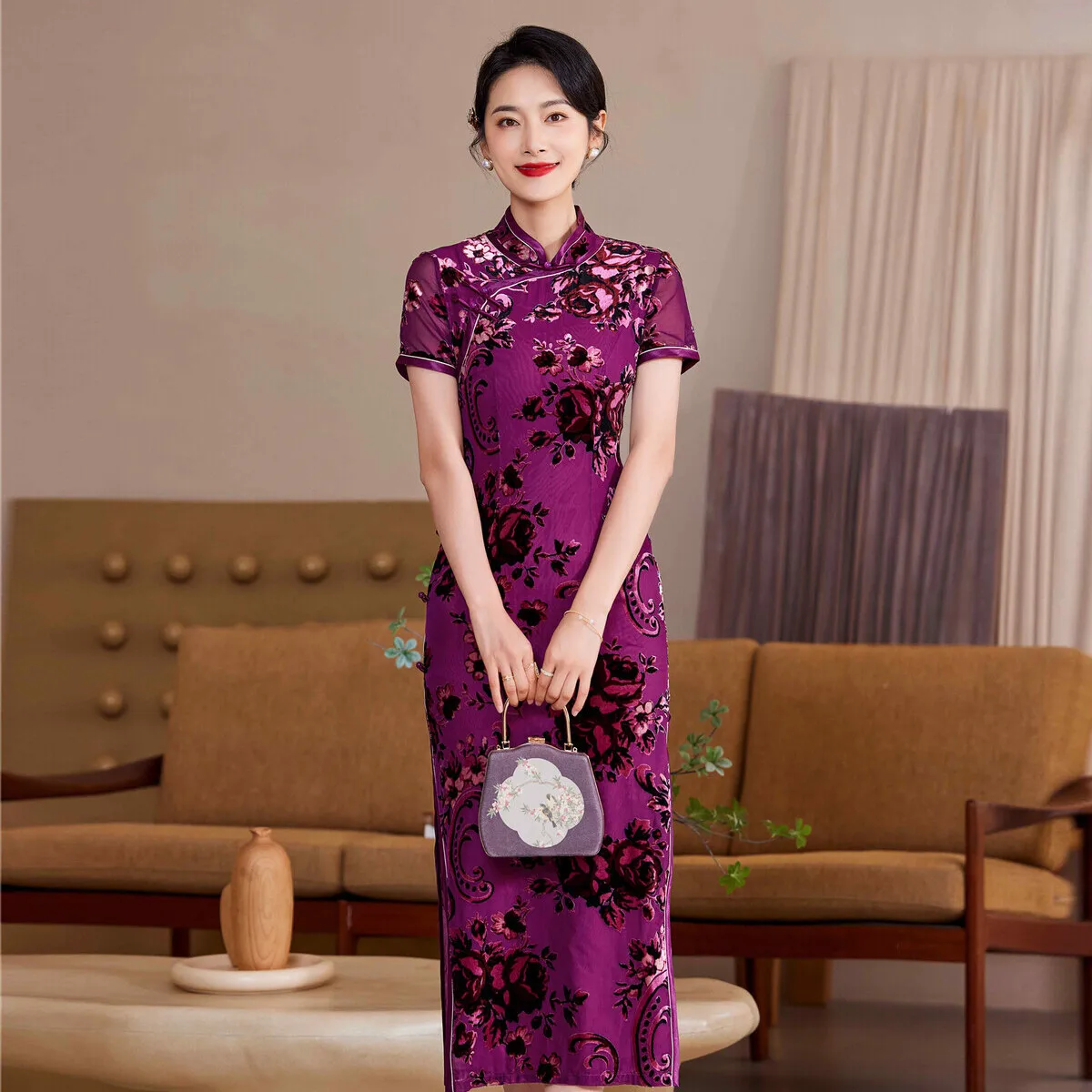 Silk Velvet Cheongsam 2023 Spring New Old Shanghai Retro Chinese Long Eight-button Qipao Evening Dress Short-sleeve Improvement