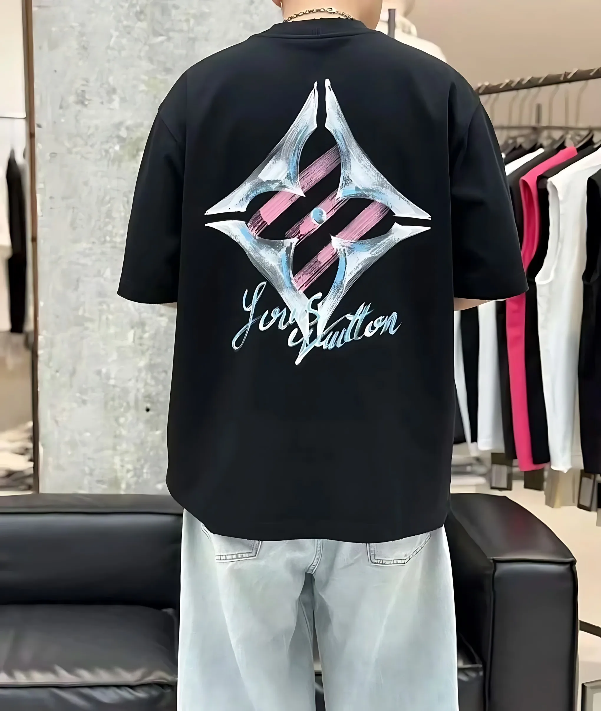 

The 2025 summer new men's T-shirt is a casual fashionable breathable and sweat-absorbing 3D printed street men's T-shirt