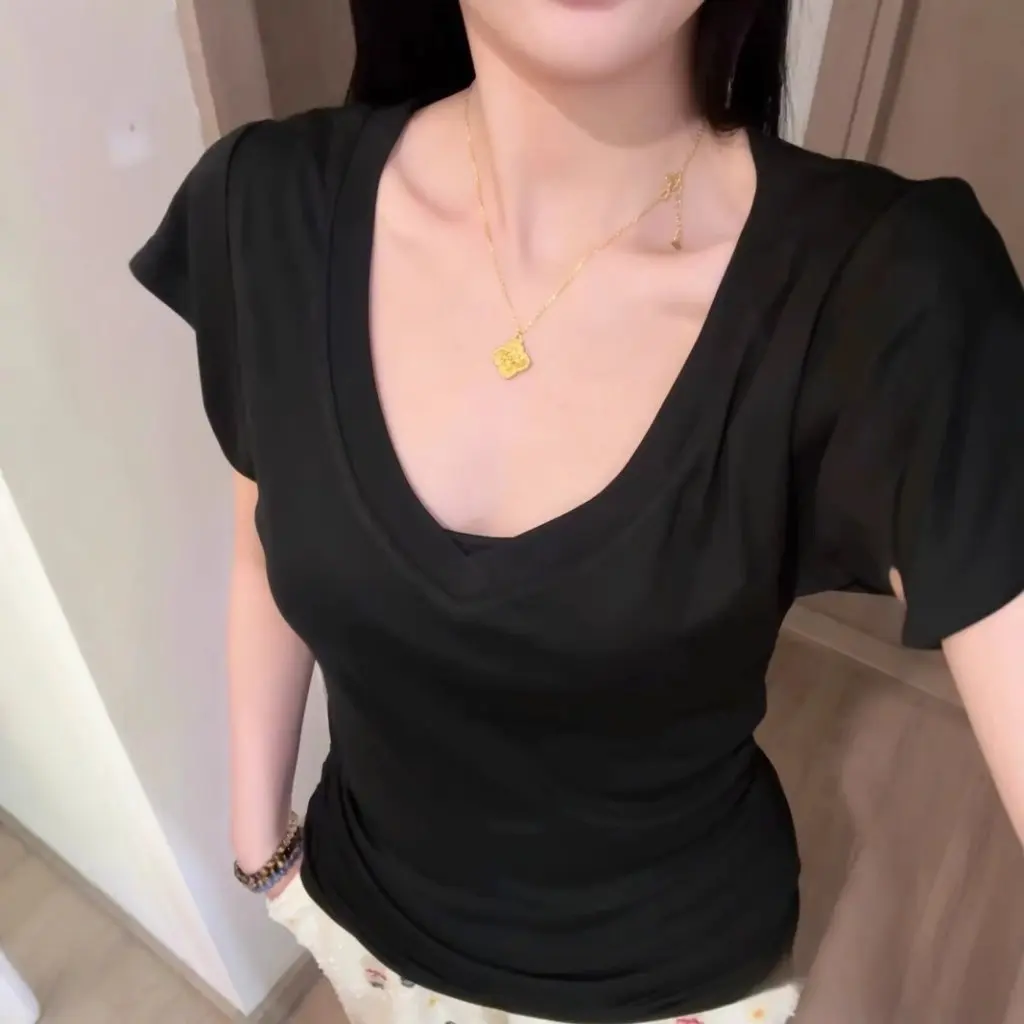 

Women's Slim Fit Tencel Wool V Neck T-Shirt Three-Color Stacked Mid-Length Design Classic Basic Short Skirt Included