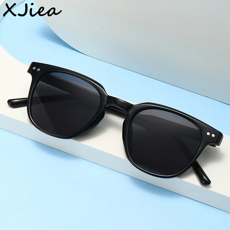 

XJiea Women Sunglasses Vintage Small Oval Sun Glasses Man Fashion Colorful Shades Lenses Outdoor Travel Driving Unisex Eyewear