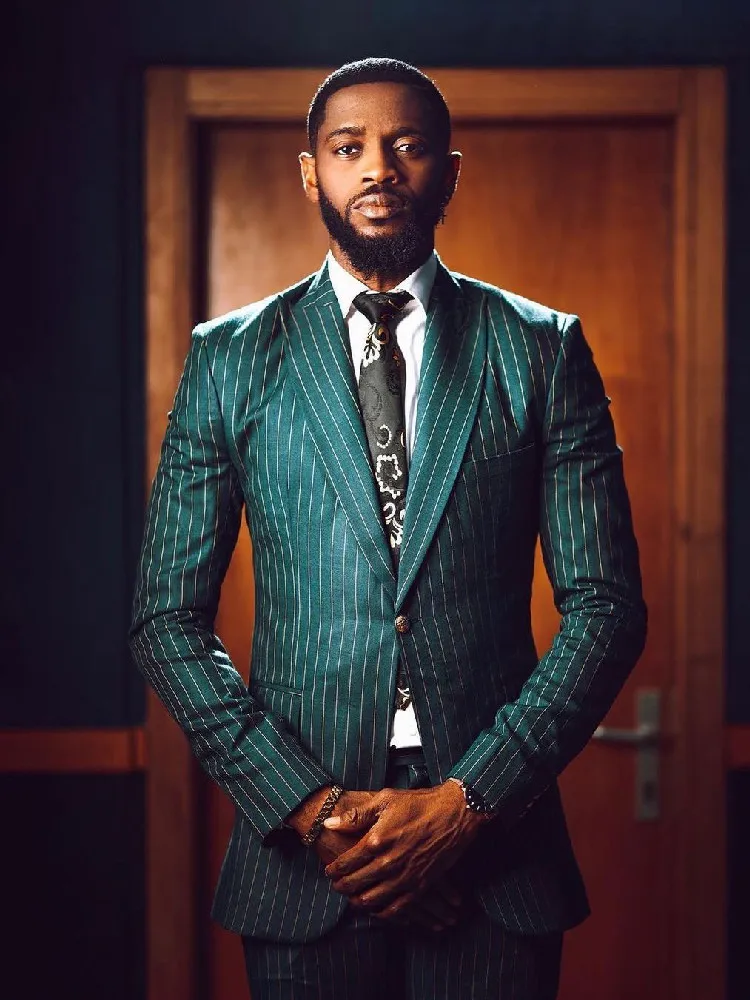 Men's Suit 2 Pieces Blazer Pants One Button Peaked Lapel Pinstripes Formal Business Slim Fit Formal Wedding Groom Costume Homme