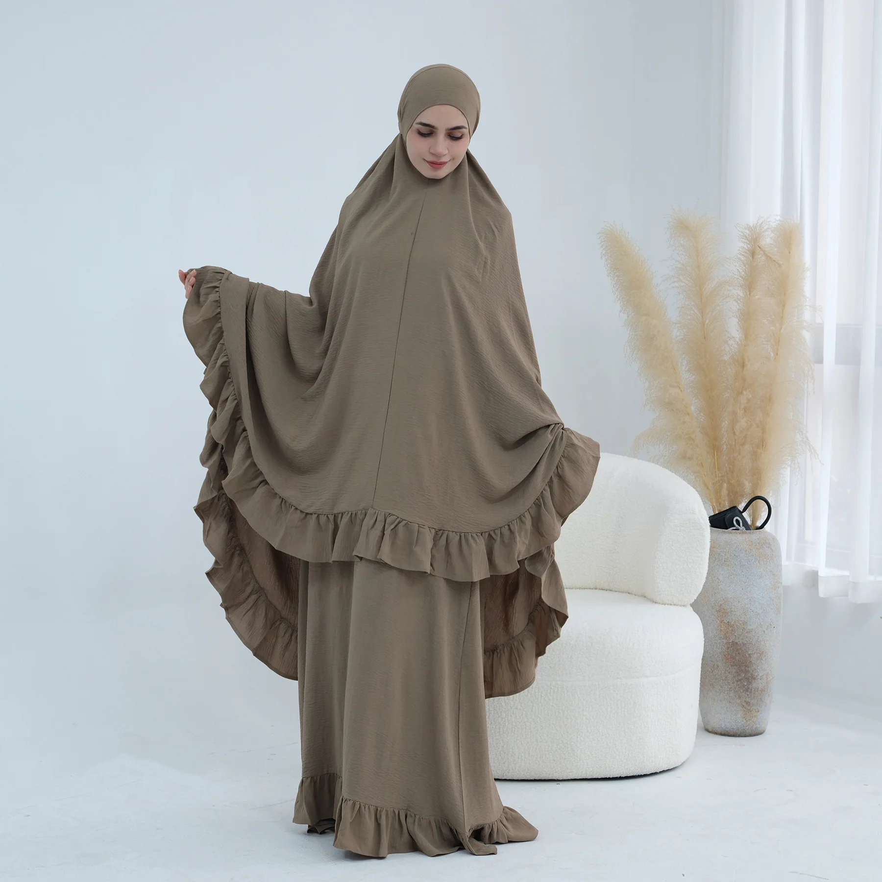 عباية سوداء أنيقة جديدة M/L فستان عالي الجودة مع حجاب عباية بأكمام طويلة ملابس إسلامية عباية نسائية