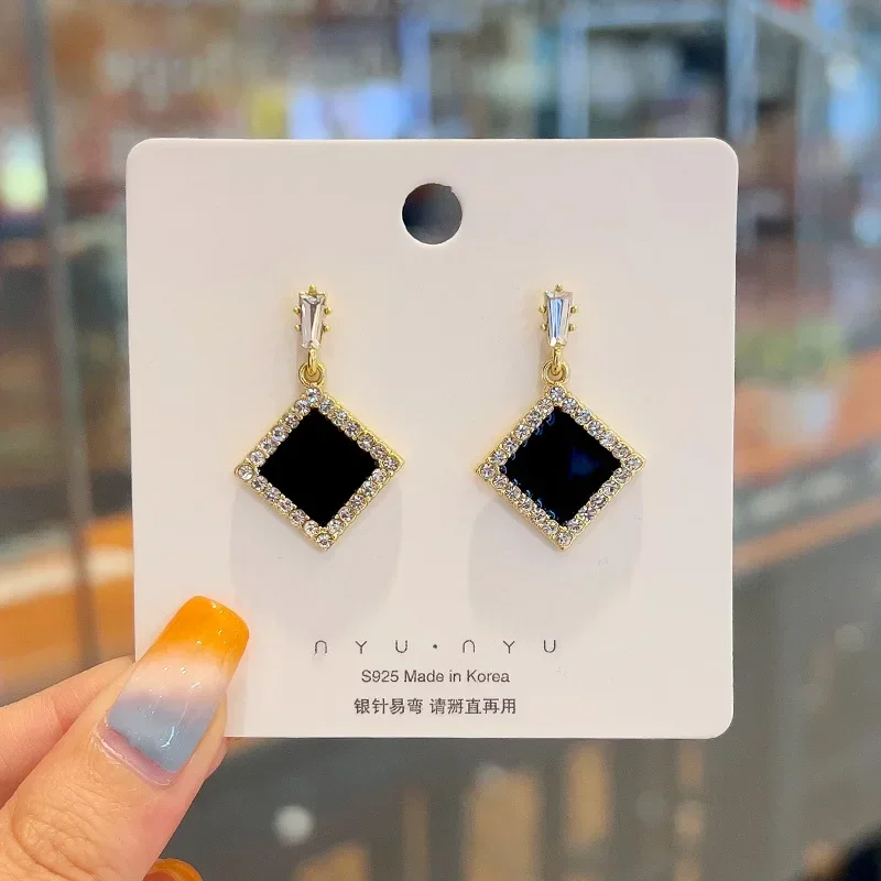 Trend Black Square Rhombus Inlaid Crystal Rhinestone Geometry Drop Earring for Women European American Jewelry Trend Gift