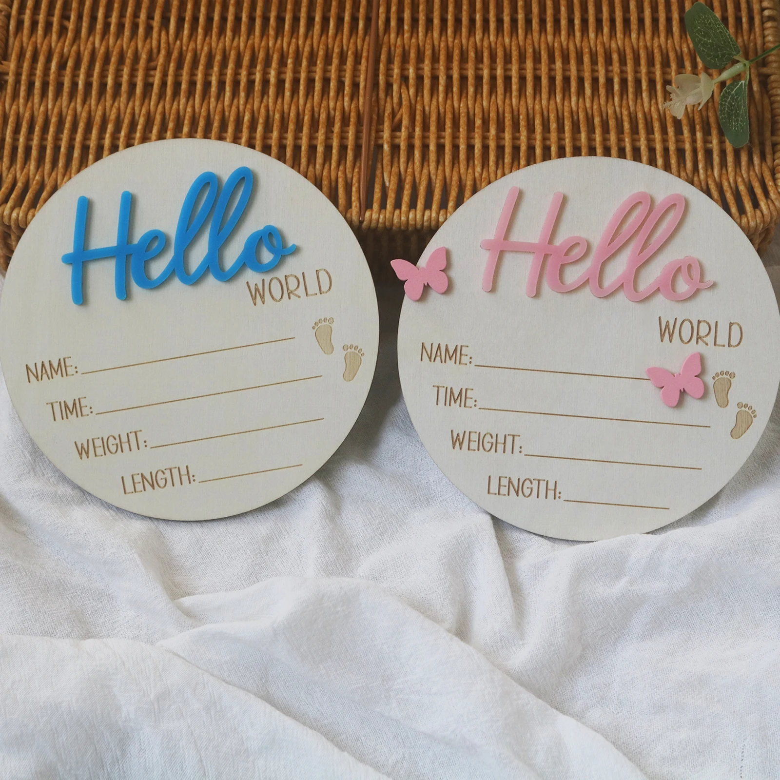 

New Hello Wooden Milestone Plaque, Butterfly-Decorated Wooden Plaque, Birth Record Wooden Plaque Photography Prop—Record Every Precious Moment! a Warm Gift