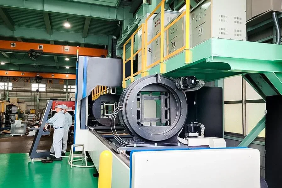 TLF Automatisches Spannfutter Rotary 165 für CNC-Rohrschneidemaschine mit rundem/quadratischem Rohr