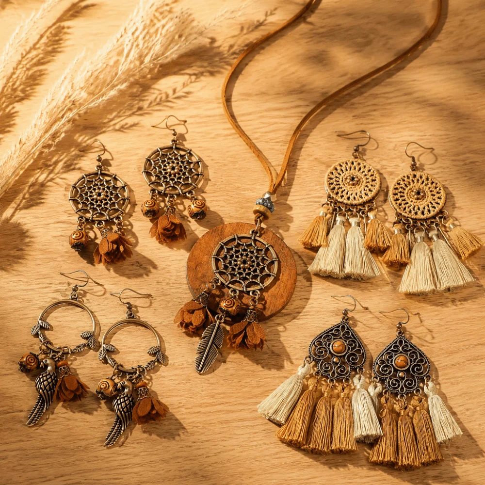 Alloy Geometric Jewelry Set Wood Geometric Shape Sweater Chain Vintage Distressed Finish Retro Style Earrings Set Daily Outfit