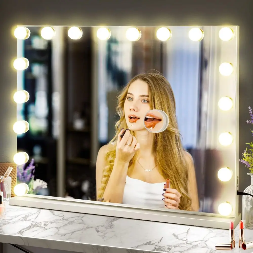 Specchio per trucco grande illuminato a LED con 18 lampadine, dimmerabile in 3 modalità, plug-in e porta USB, bianco