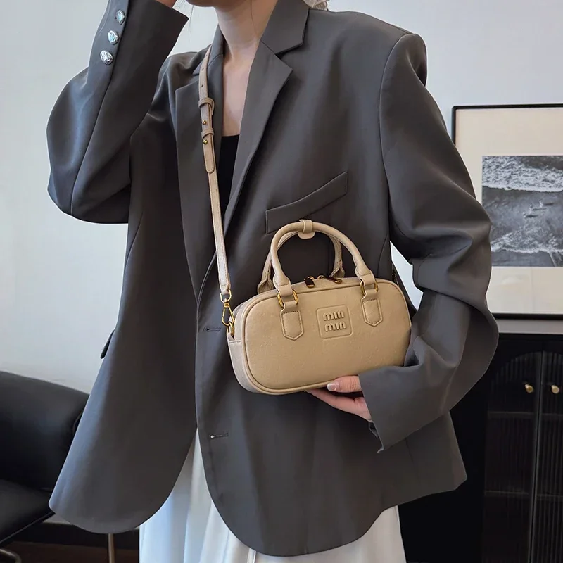 

Women's Luxury Leather Classic Stylish Designer Tote Fashion Shoulder Bag Elegant Crossbody Handbag For Daily City Wear