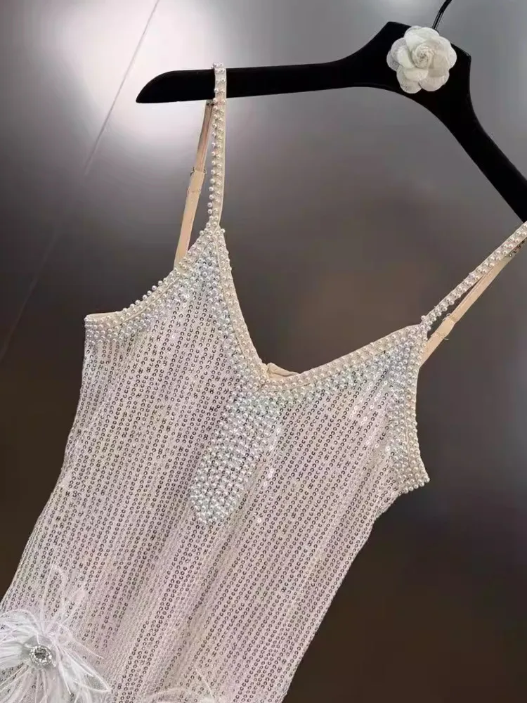 DFDG Women's Spring White Sequin Feather Cami Dress Sleeveless V-Neck Dress Elegant Party Clubwear 2025 Trendy Feminine Dress