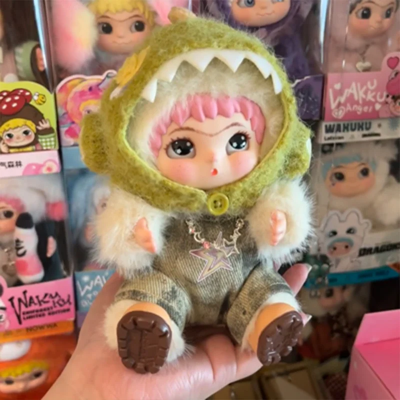 

Wakuku Limited-Edition Vinyl Dolls Baobao Dragon Star Blind Box Kids Toy Trendy Collectible with Hang Tag Halloween Gift