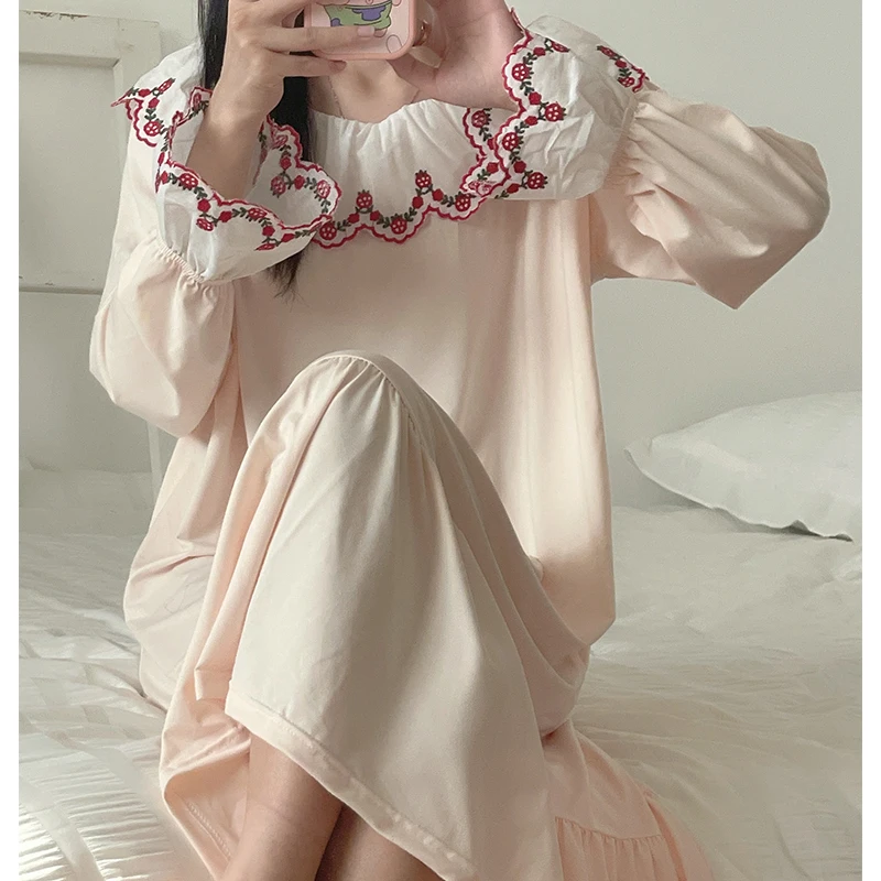 

New imitation silk autumn and winter Korean version nightdress women's long-sleeved mid-length cute sweet plus size home service