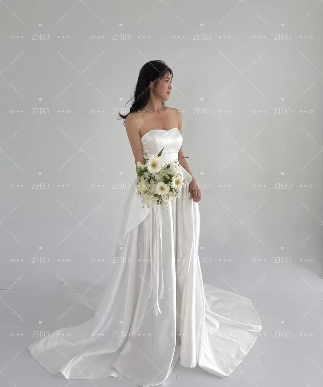 

ZHIO Elegant Ivory Satin Wedding Dress Strapless Draped Sweep Train Evening Gowns Korea Photo Shoot Reception Gown Customized