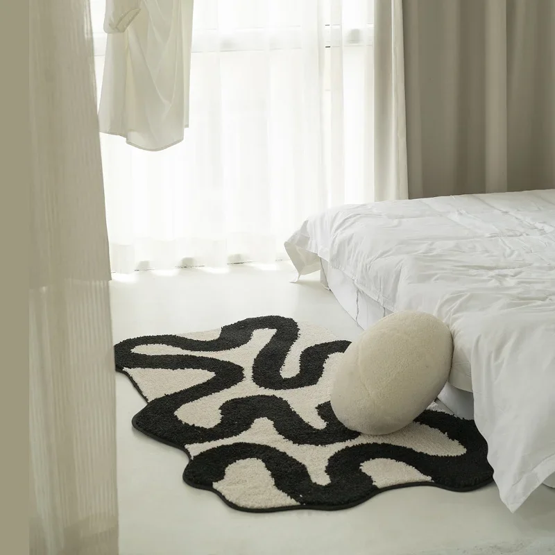 Creative Black and White Irregular Carpet Art Trend Sofa Tea Table Rug Living Room Bedroom Bedside Washable Rugs