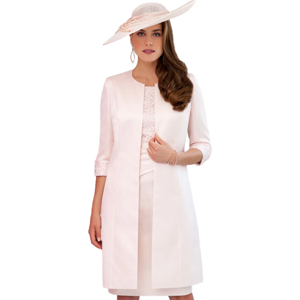 Customized Mother of the Bride Dress with Jacket Chic Light Pink Coat Dress with Delicate Lace Detailing Two Pieces Spring Event