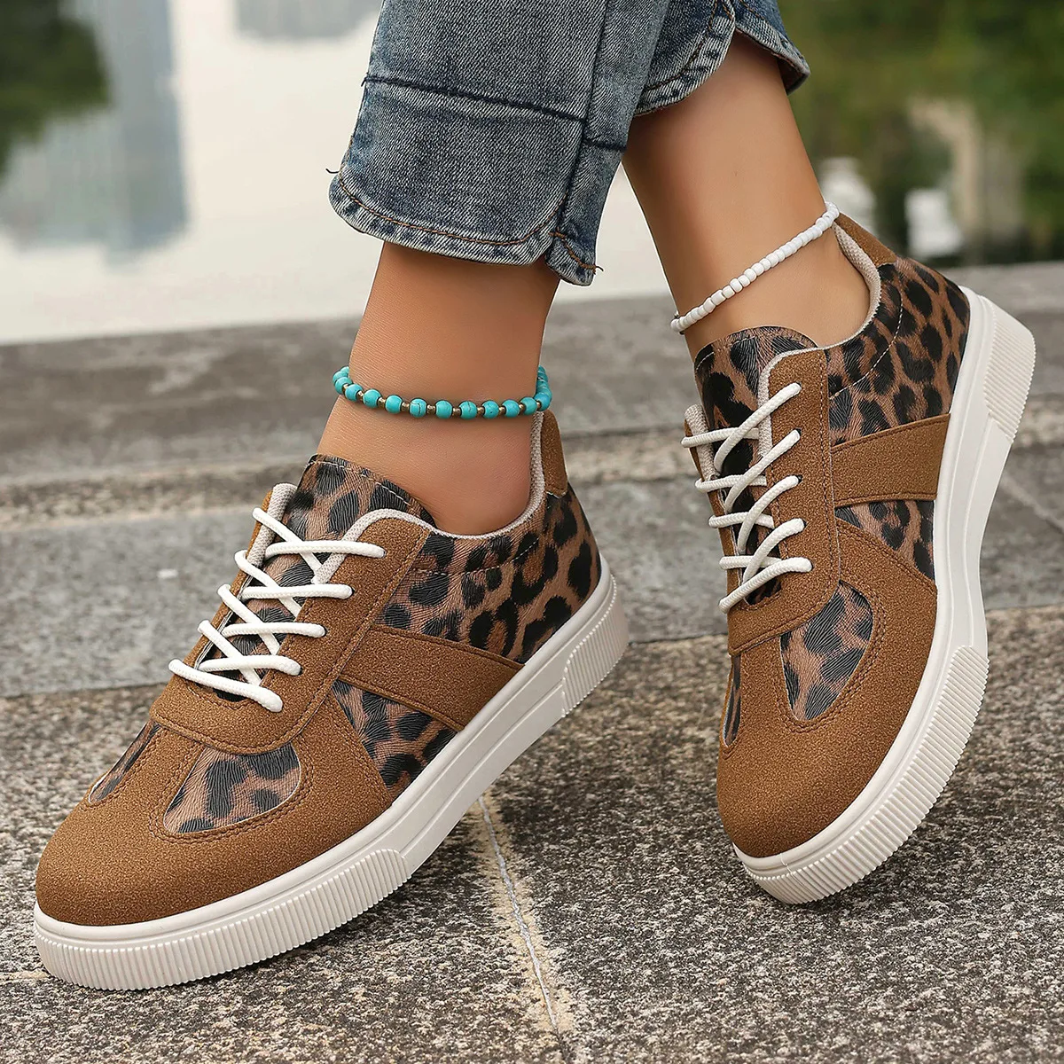 

Women New Flat Bottomed Leopard Print Lace Up Casual Sports Sneaker For Women's Foreign Trade Large Size Running Shoes