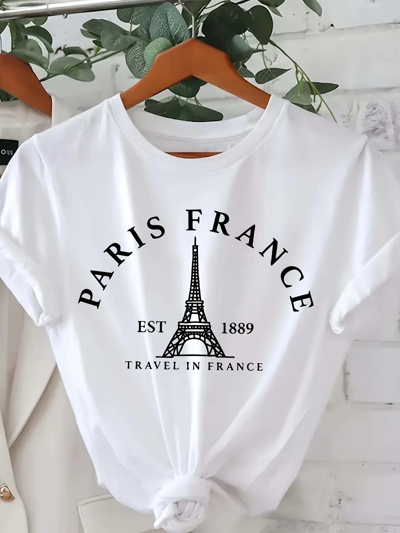 

Fashionable printed new short sleeved women's summer short sleeved round neck design trendy women's T-shirt