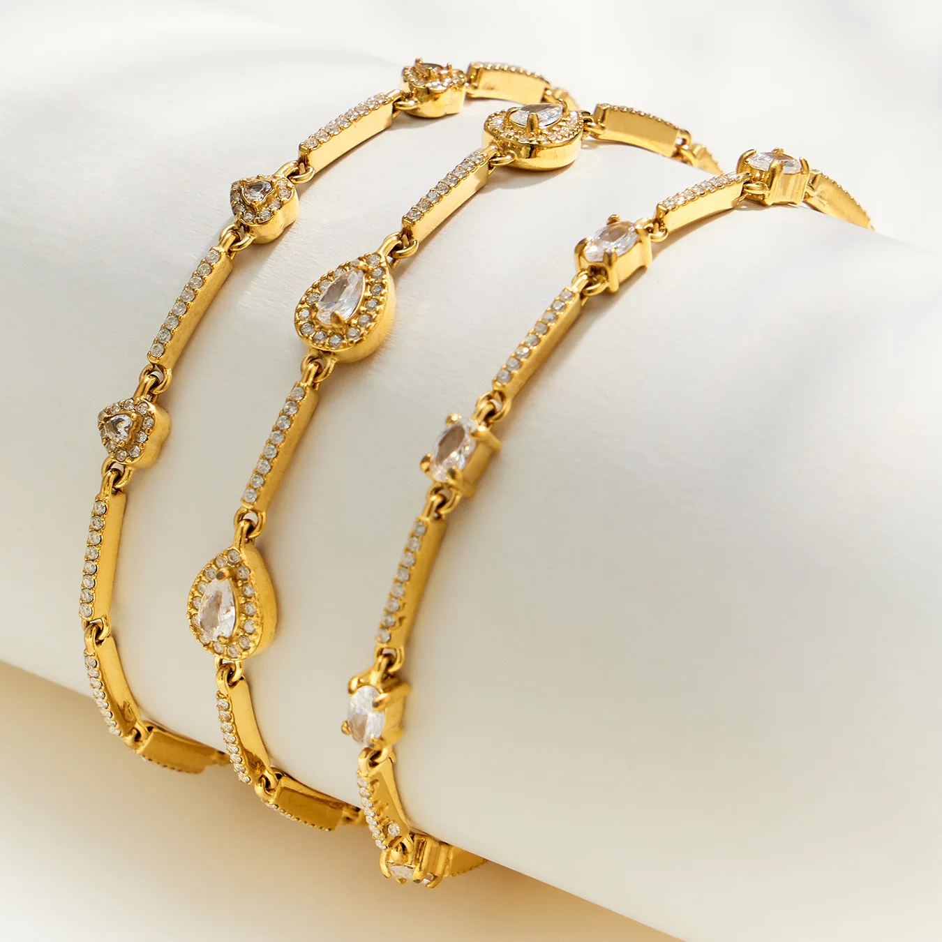 Funkelndes CZ-Armband, Edelstahl-Kettenarmband, quadratisches Herz-Tropfen-Zirkon-Armband, 18k vergoldete Armbänder für Damen – Detail 12