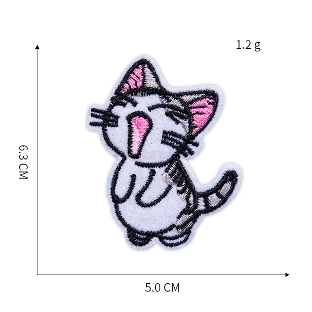 Cute Cartoon Middle Finger White Cat Patches for Clothing Iron on Embroidered Patch Punk Motif Applique Stickers on Clothes