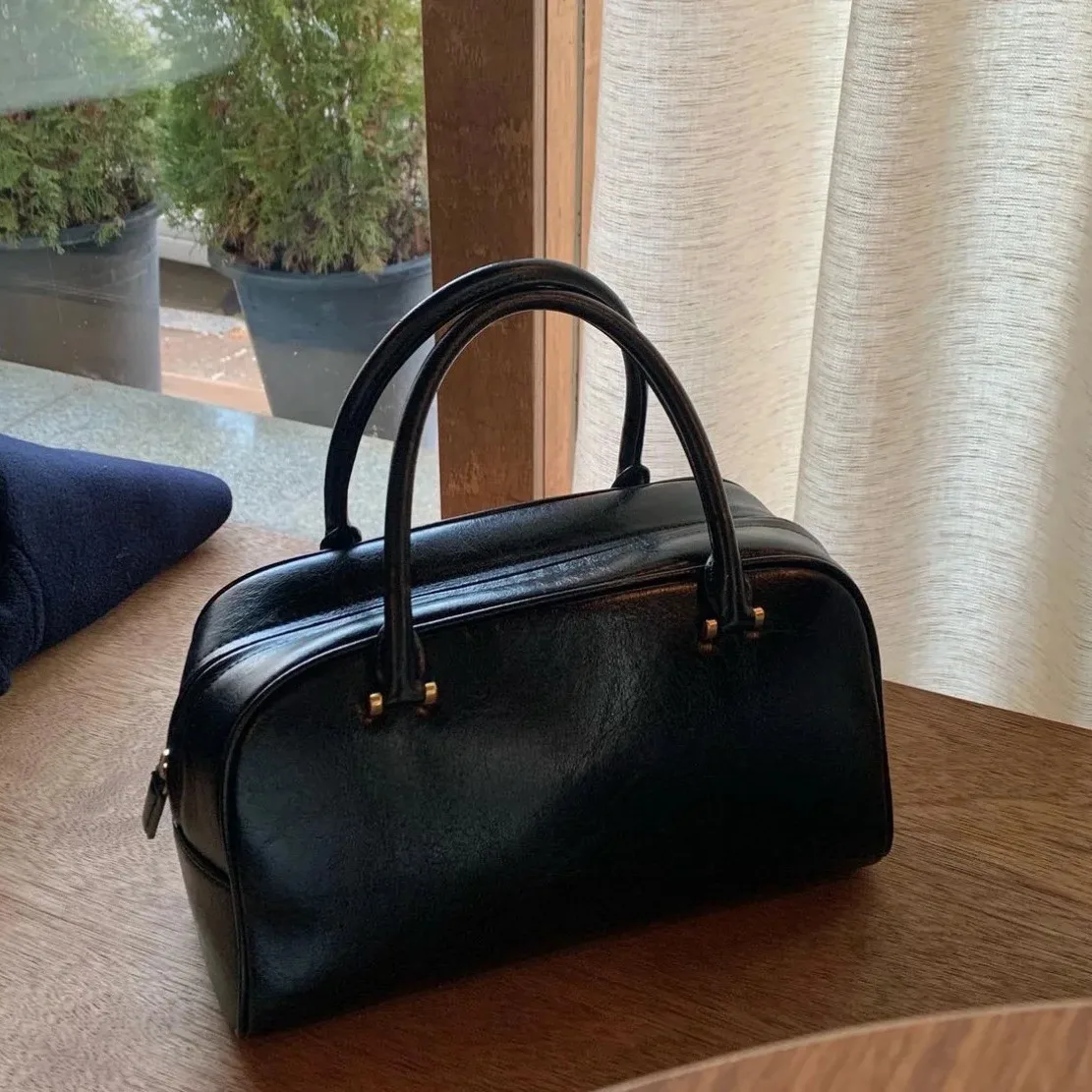 

Boston Bag Girl 2025 Niche Design Large-capacity Retro Commuter Handbag Designer Luxury Bag