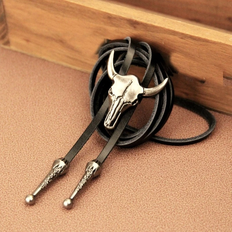 Elegant Bolo Tie with Engraved Cow Head Cowboy Carving Necktie Western Necklace Cool Bola Tie Western Cowboy Costume