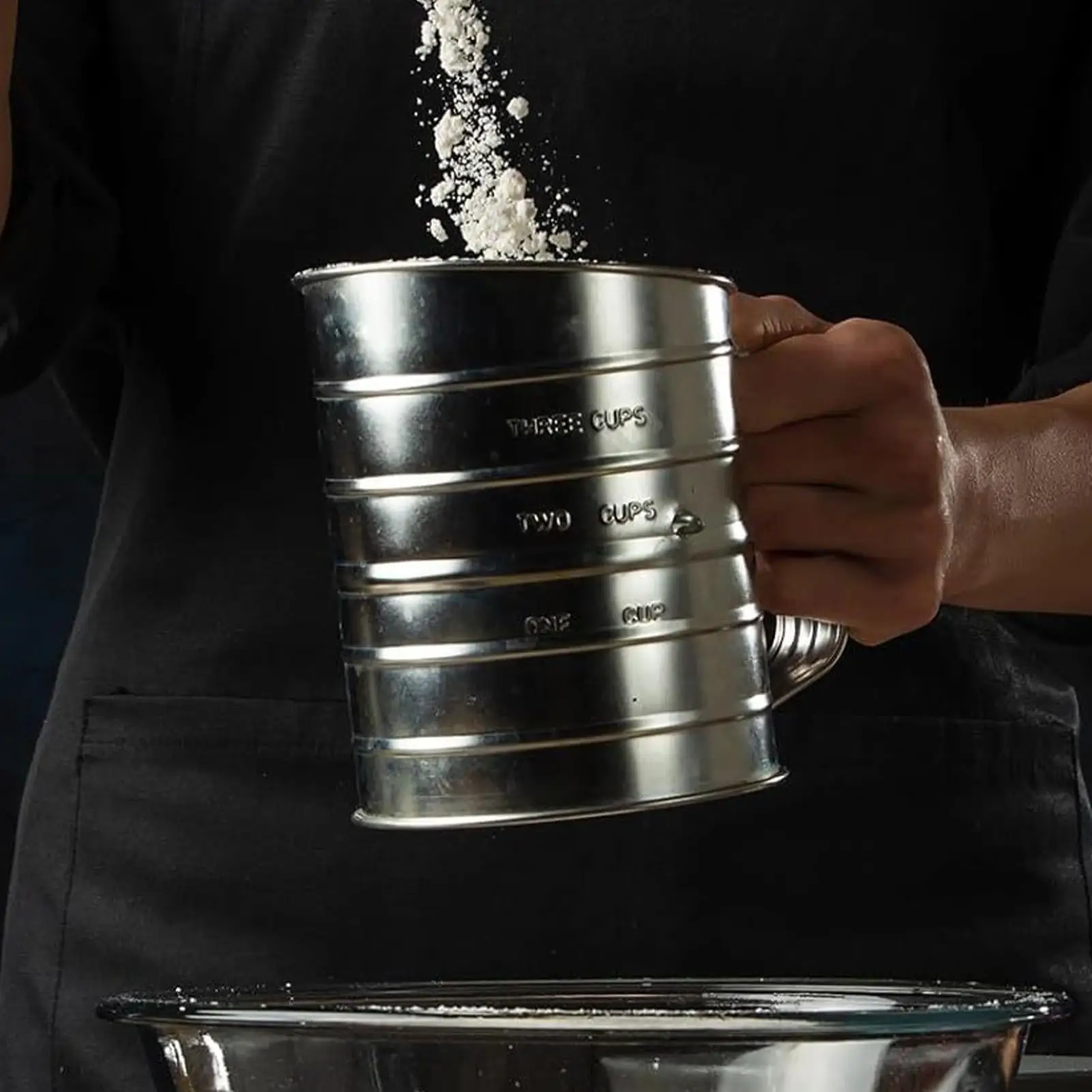 Flour Sifter Rotary Hand Crank Flour Duster Dishwasher Safe Kitchen Sifting Tool Powdered Sugar Shaker for Pastries Pies Cakes