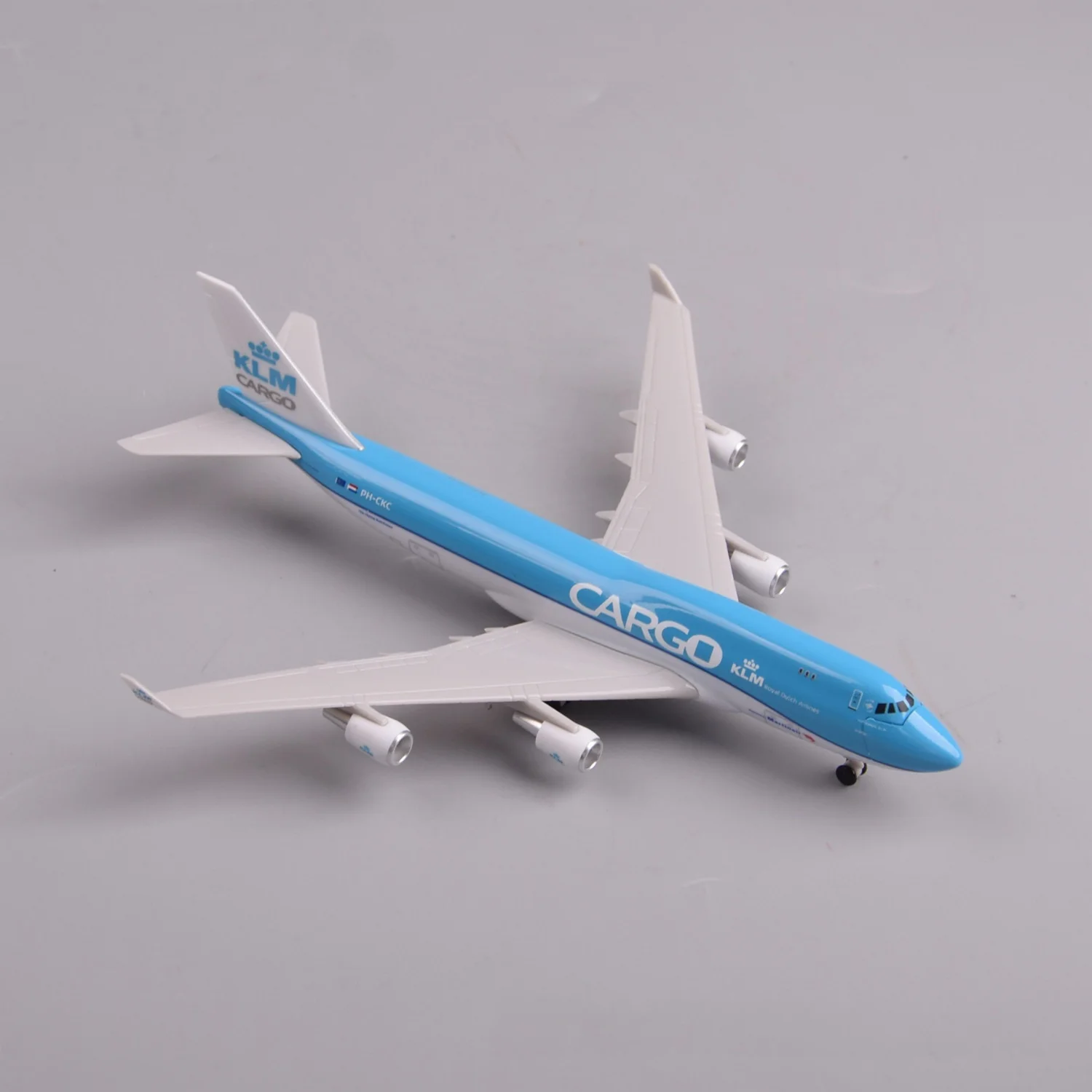 20cm KLM Dutch Cargo B747 Miniature Airplane Models Plastic Diecast Aircraft Openable Hatch With Stand For Aviation Ornaments