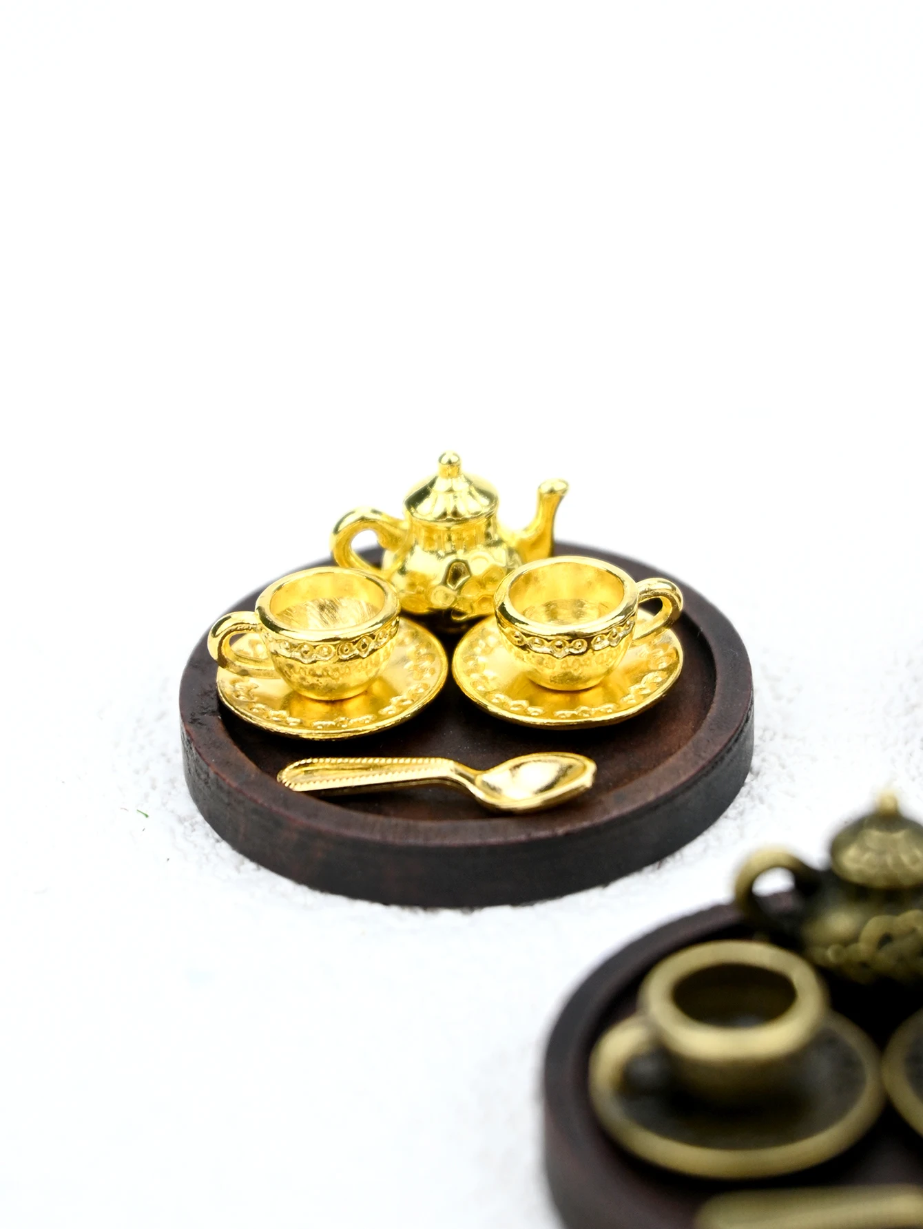 A Miniature Vintage Tea Set Scene Model Ornament, Wooden Tray, 1:12 Dollhouse Dollhouse, Miniature Food Toys, Photography Props, Micro Landscape Ornaments, Miniatures Decoration, Home Decor, Small Gifts, Giveaways, Etc