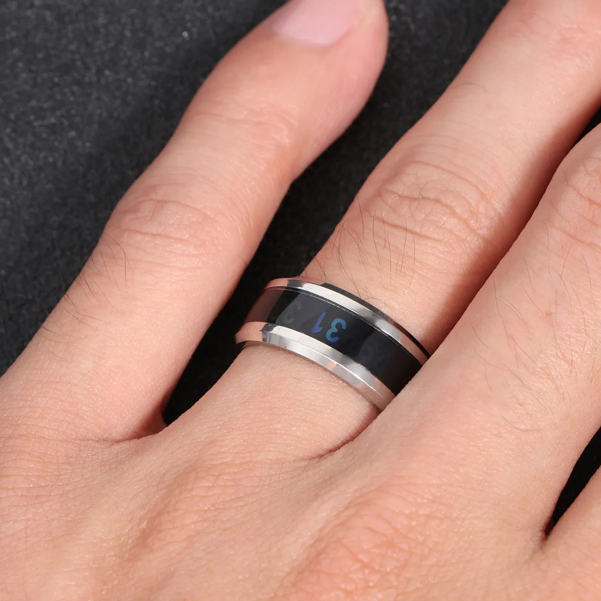 8Mm Thermochromic Ring Stainless Steel Color Shift Finger Ring Chic Round Band Unique Temperature Sensitive Jewelry Gift for Men