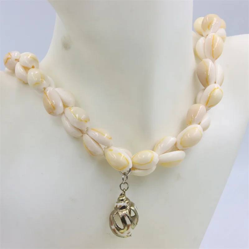 Exaggerated Jewelry Natural Sea Snail Shape Shell Bead Making Short Dangle Necklace Sweater Design Women Party Gifts Accessories