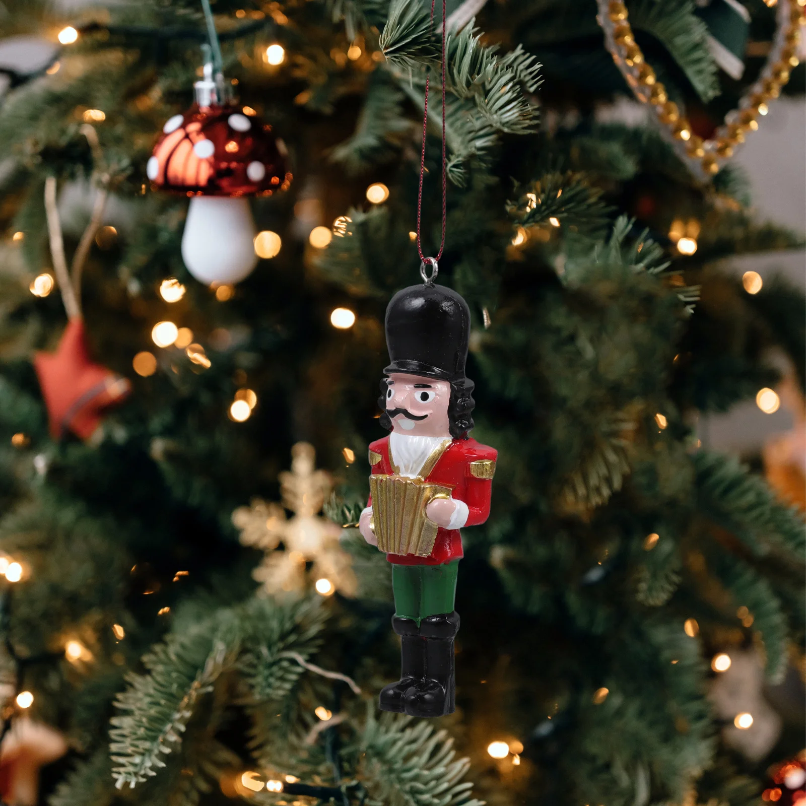 

Christmas Nutcracker Ornament Resin Hanging Decoration Festive Tree Pendant Unique Holiday Display Craft Design