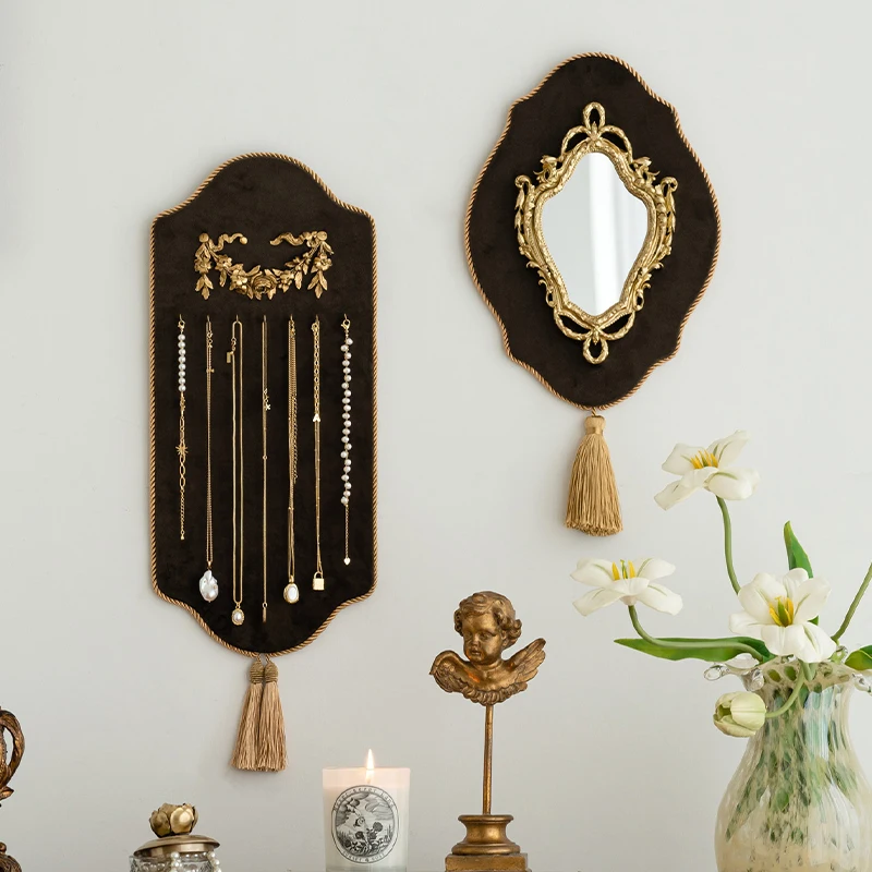 

Retro style resin necklace storage rack wall hanging suede decorative frame jewelry rack window display rack