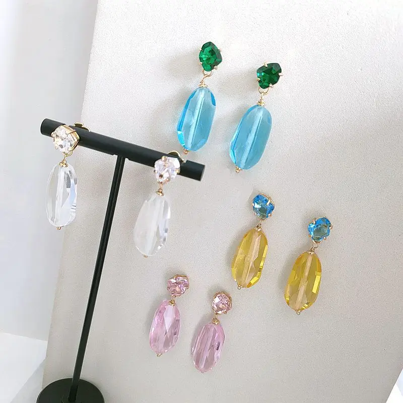 

Cute Sweet Style Jewelry Colored Rhinestones Translucent Resin Commuter Style Gentle Dangle Earrings Girllish Jewelry