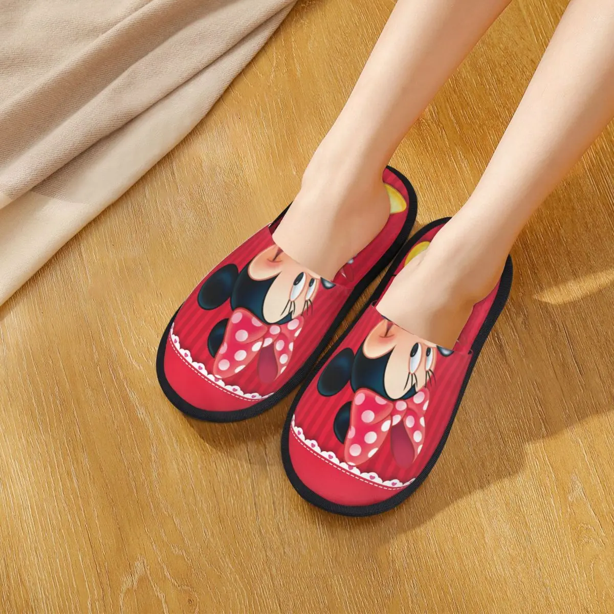 شباشب ميكي ماوس ميني شي بوز هاوس لغرفة المعيشة، شباشب مريحة من إسفنج الذاكرة غير قابلة للانزلاق