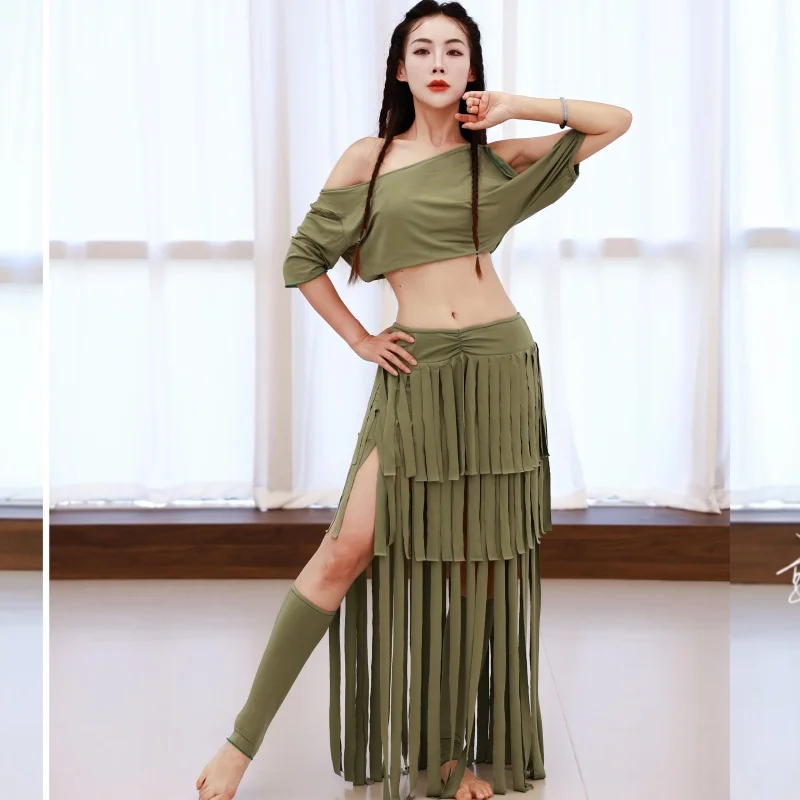 新しいベリーダンス衣装ゆったりと快適なトップ + タッセルロングスカートセット女性のオリエンタルダンスプロフェッショナルパフォーマンススーツ