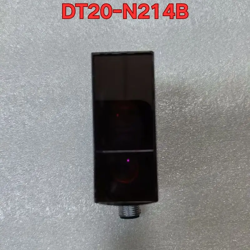 Second-hand DT20-N214B distance sensor function test is normal