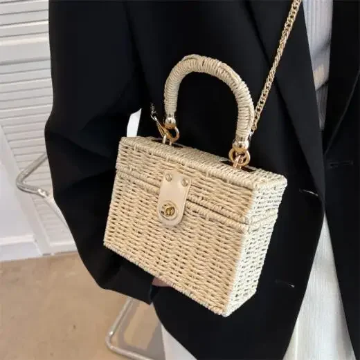 Fashion Square Hand-Woven Rattan Women Handbags with Paper Rope Handle Durable Summer Girl Beach Tote Bag Metal Chain Crossbody