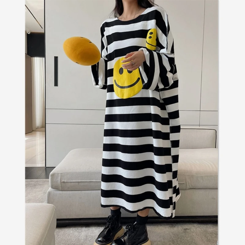 Koreańska luźna sukienka Plus Size T Shirt Wiosna Jesień Długi rękaw Paski Nadruk Casual Midi Sukienka Moda Vintage Odzież Damska