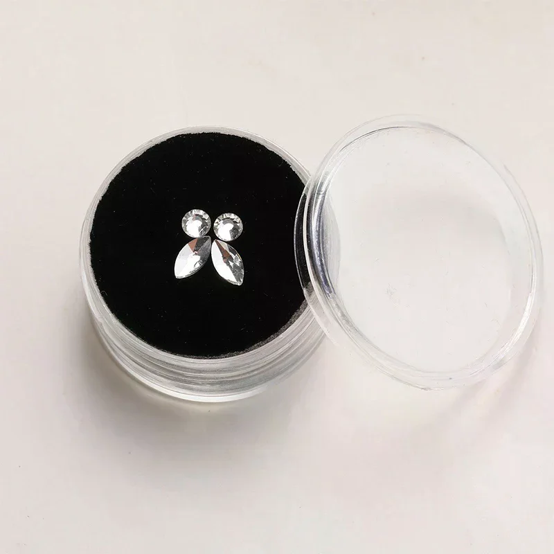 4pcs/Box Dental Teeth Crystal Ornament Tooth Gem Various Shape for Ornament Oral Hygiene Tooth Decoration