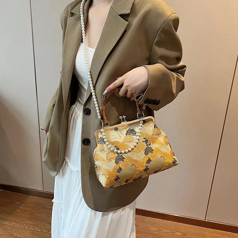 Bolso de hombro cuadrado pequeño con cadena para mujer, bandolera Coreana de alta calidad con cuentas, estilo Retro, 2024