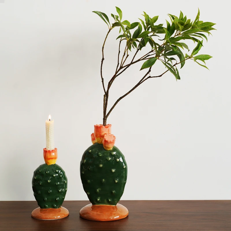 Creative cactus shaped ceramic candlestick, retro home decoration ceramic candlestick ornaments, hand-painted plant candlestick