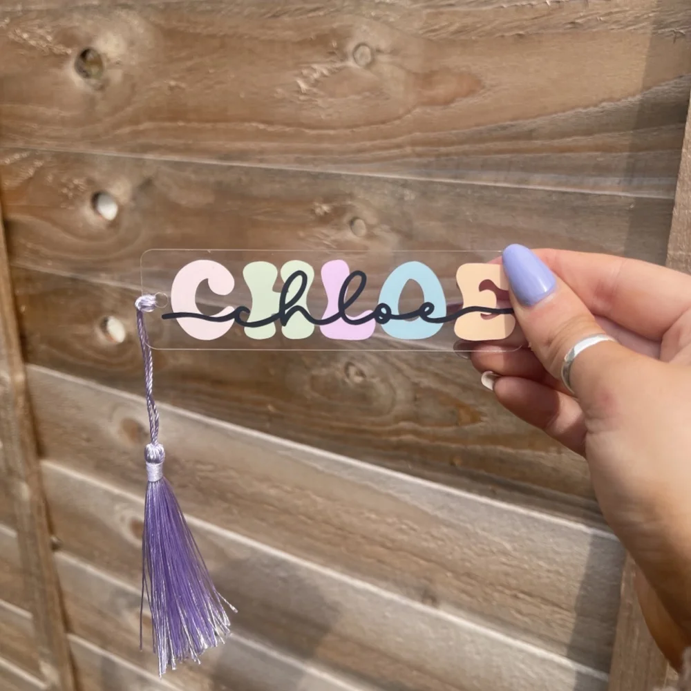 قطعة واحدة من الإشارة المرجعية PMMA المخصصة - اسم ونص محفور شخصي، تصميم شرابة بنمط متدفق، DIY، منقوش بالليزر، مثالي يوميًا