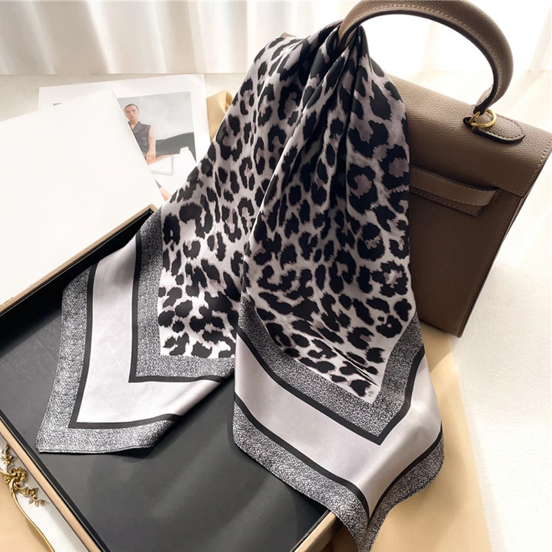 Luxury Brand Leopard Print Square Scarf Women\'s Imitation Silk Scarf Casual Versatile Decoration Small Neck Scarf