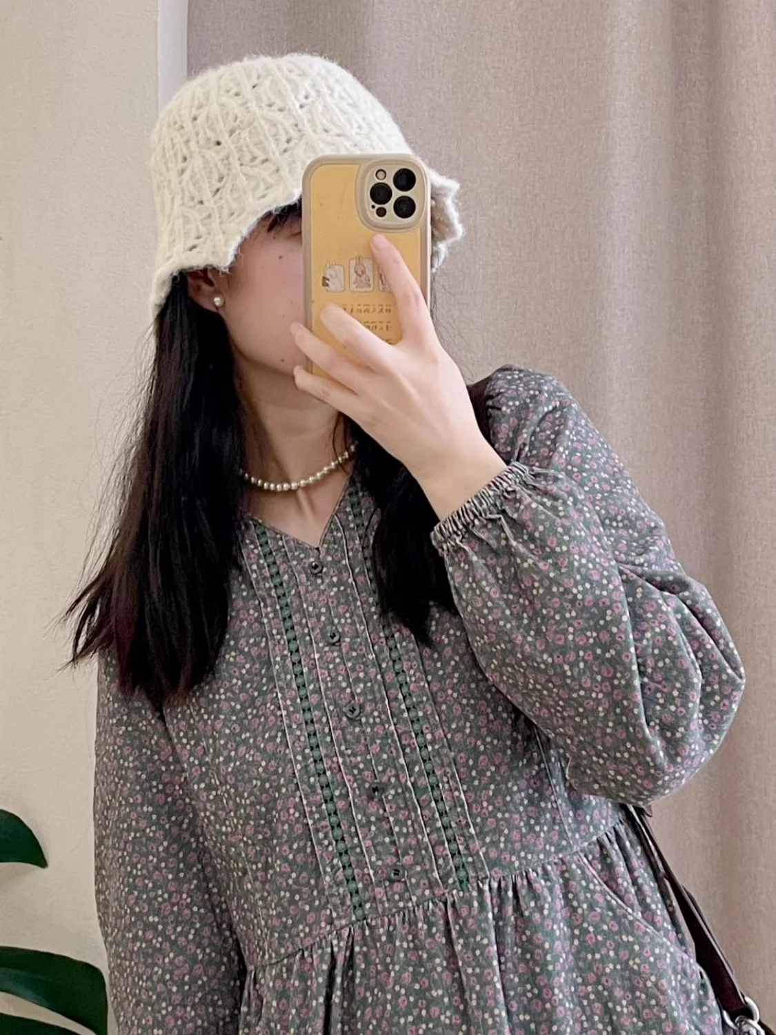 

Autumn Winter Floral Print Loose Midi Dress Women's Silk Straight Cut Long Sleeve V Neck Single Button Closure Fashionable Co...