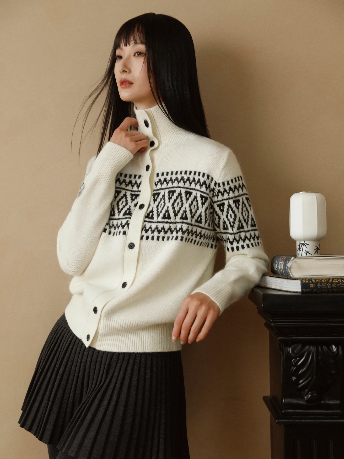 

Spring 2026 Women's Knitted Cardigan Floral Embroidery Casual Loose Fit Long Sve Faionable Versatile Outerwear Coat