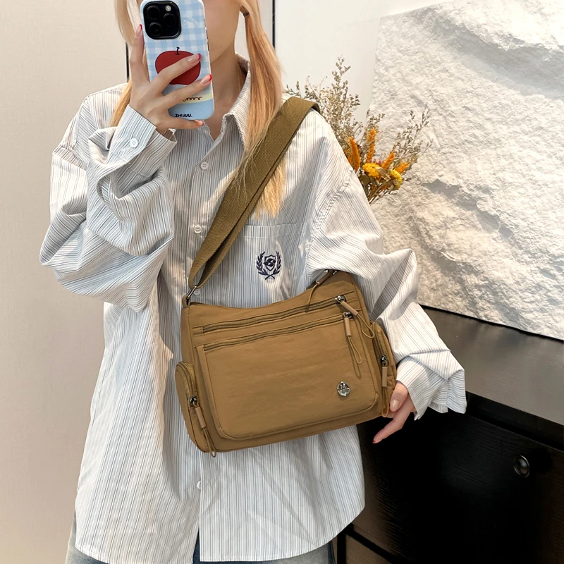 Modische Damen-Umhängetasche mit mehreren Fächern, leicht, geeignet für Einkaufen, Pendeln und den täglichen Gebrauch. – Detail 8