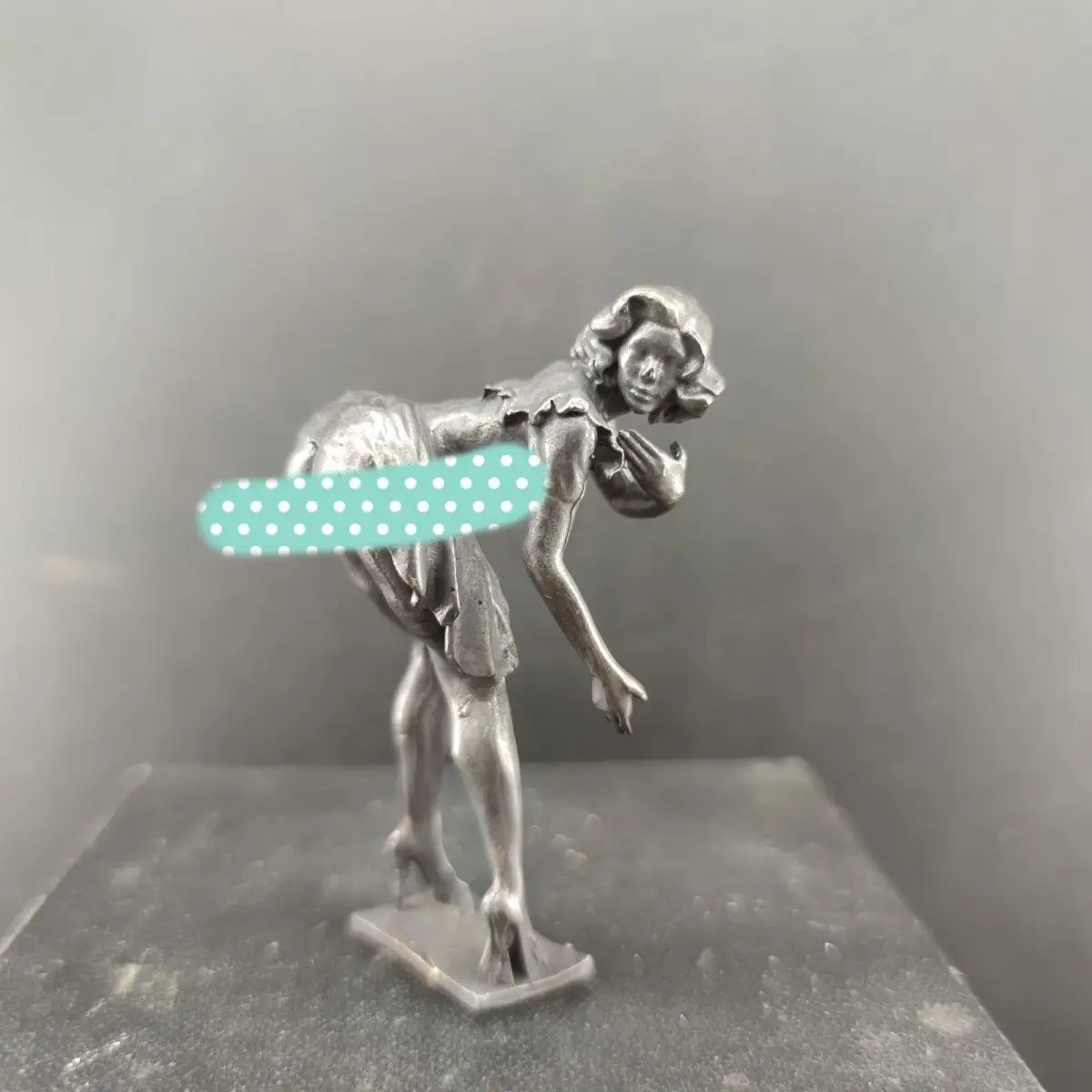 

​​Antique Brass Miniature Figure - Curly Haired Maid Statue for Home Desk Decor, Vintage Style Collectible Ornament​​