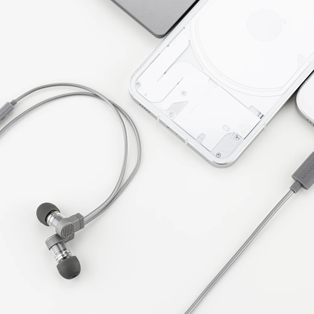 MOONDROP Quark 2 USB-C Micro-Dynamic-Driver Hi-Fi In-ear Headphones - view 4