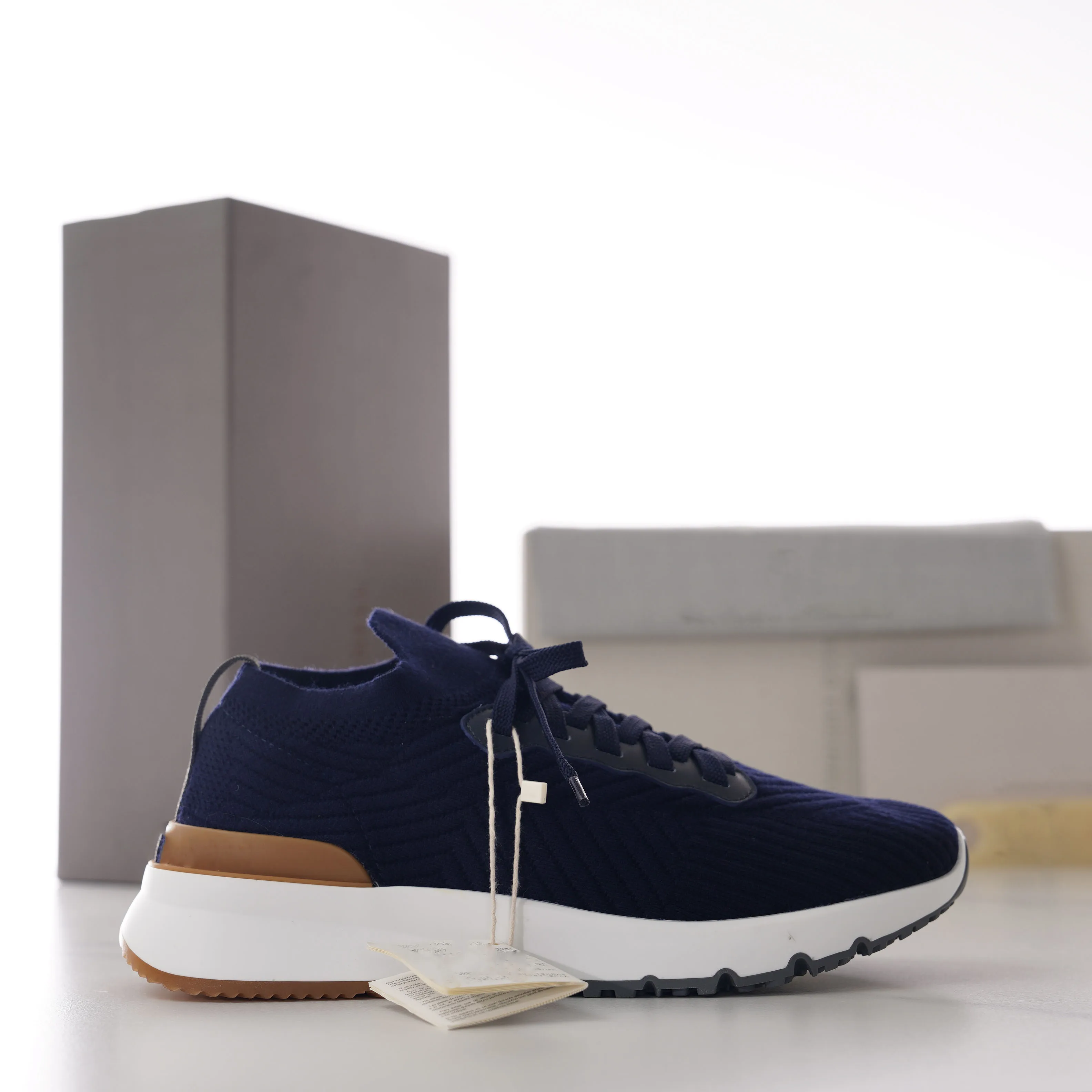 2026 Spring Summer Men Fashion Knit Sneakers Lightweight Breathable Daily Casual Sports Running Shoes_vogvips.com