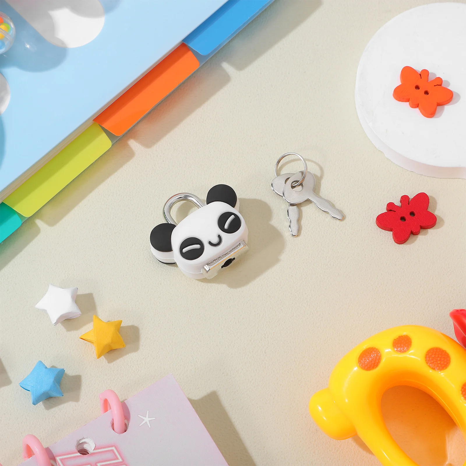 Рисунок 3 - 1 комплект, замок для шкафа с пандой