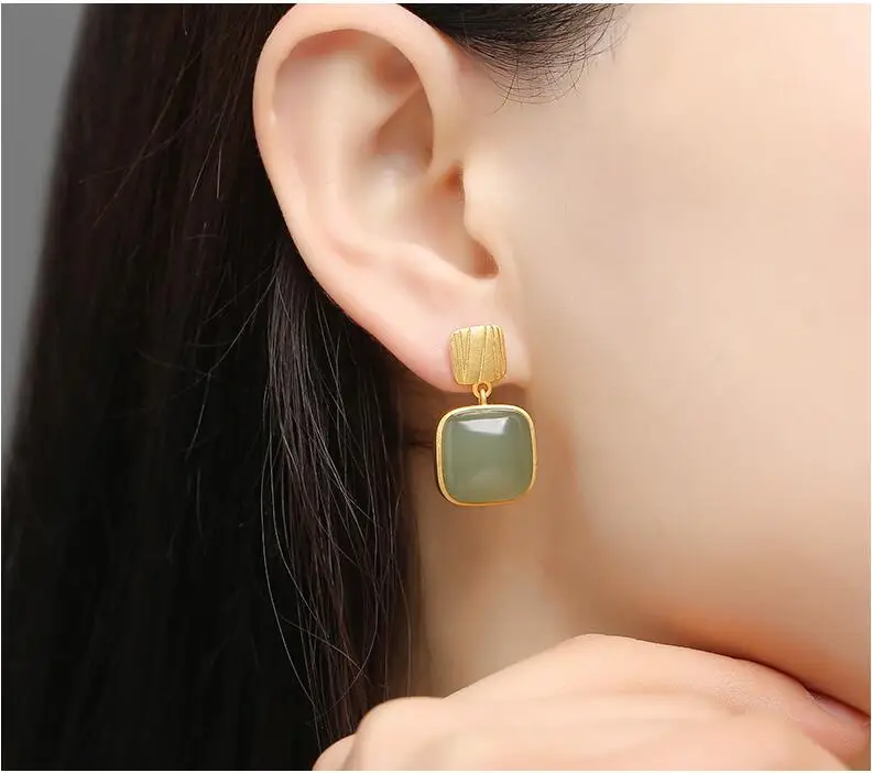 2021 New Jewelry Trend Hetian Green Jade Earrings Sterling Silver High Quality Temperament Nail Temptation Fine Accessories Gift